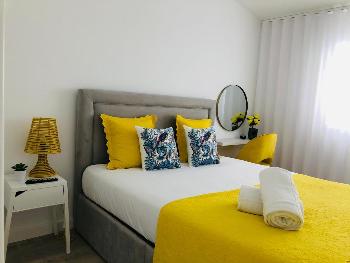Central Tiled Apartment Авейру Экстерьер фото