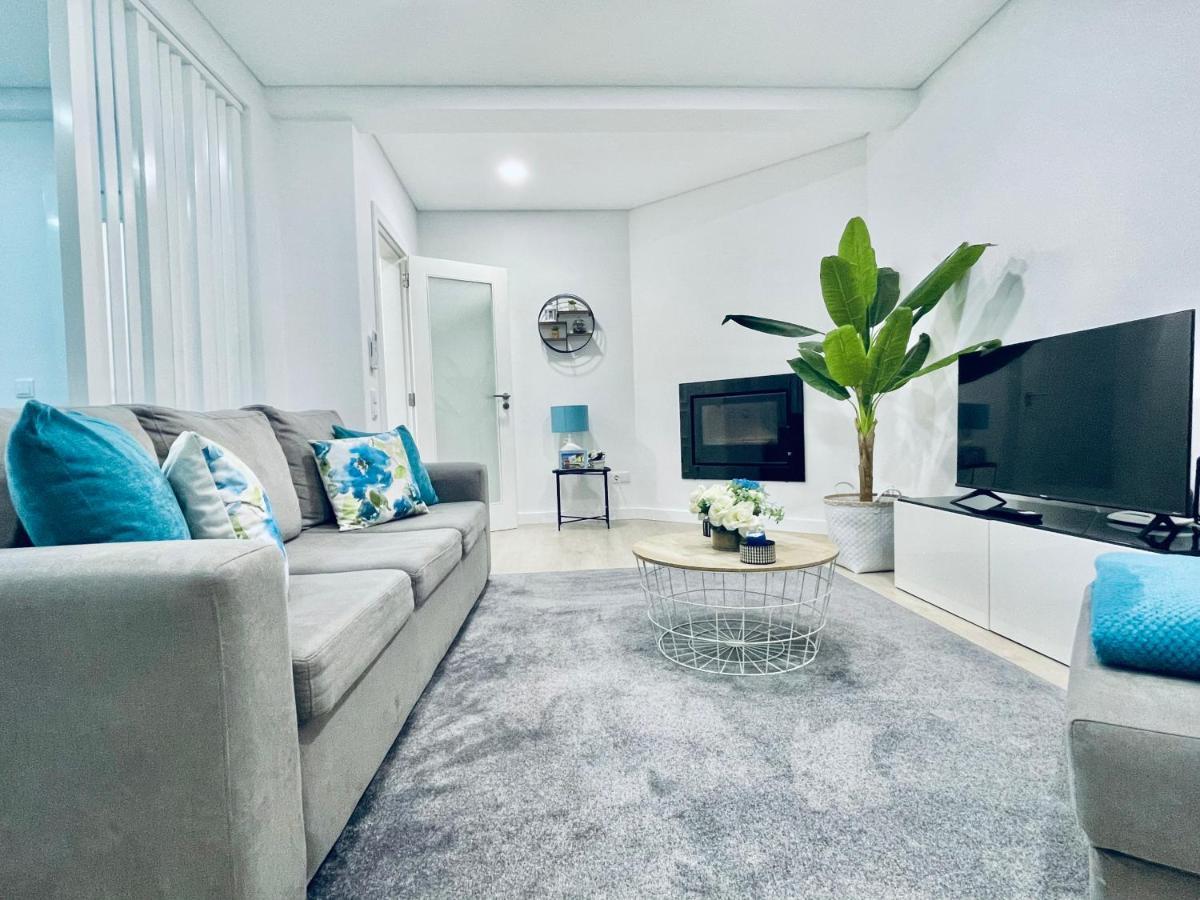 Central Tiled Apartment Авейру Экстерьер фото